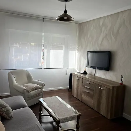 Piso centrico en Pravia, con 3 habitaciones sin ascensor Exterior foto
